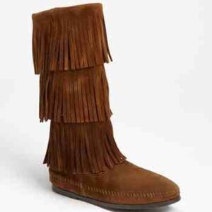 Dusty brown fringe moccasin boots